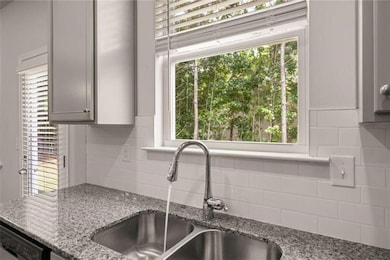 2707 Riverpine Trail, Atlanta, GA 30331 - photo 3