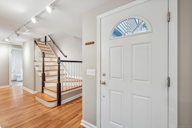 24 Drumlin Rd, West Simsbury, CT 06092 - photo 2