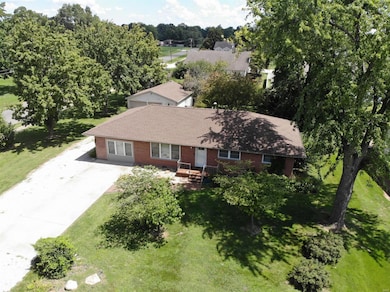 1 Park St, Freeburg, IL 62243 - photo 2
