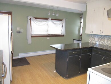 1002 Amostown Rd unit 1, West Springfield, MA 01089 - photo 7