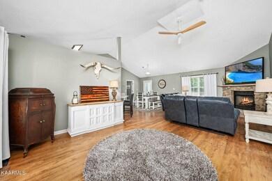 143 Pomona Rd, Crossville, TN 38571 - photo 4