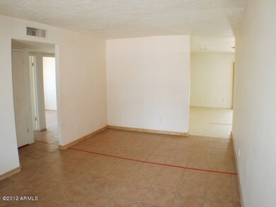 Living room alternative vie