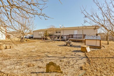 122 Lazy Meadow Ct, Springtown, TX 76082 - photo 7