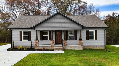 112 Demombreum Cir, Shelbyville, TN 37160 - photo 2