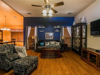 2304 NE 4th St, Moore, OK 73160 - photo 5