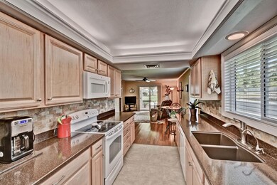 9862 W Highwood Ct, Sun City, AZ 85373 - photo 5