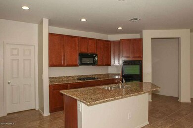 Kitchen (2)