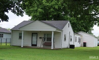 1113 E 3rd St, Mount Vernon, IN 47620 - photo 2