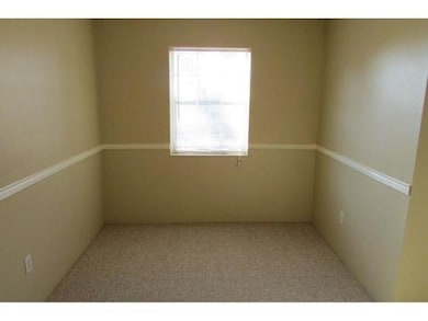 9 Louisburg Square unit U11, Nashua, NH 03060 - photo 5