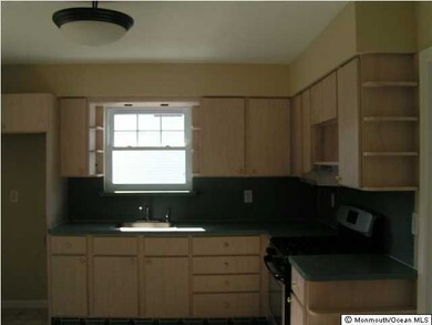 9 Jumping Bush Way, Howell, NJ 07731 - photo 4