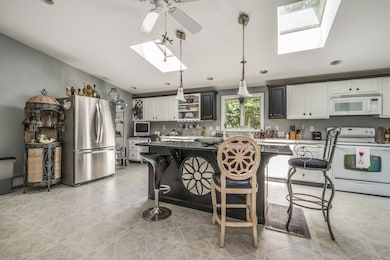 53 Crawford St, Northborough, MA 01532 - photo 4