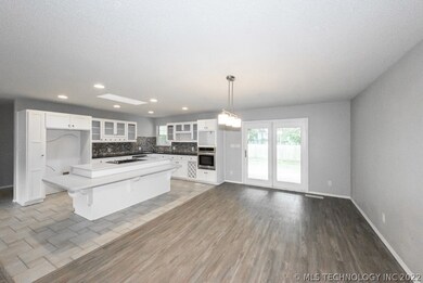 All brand new appliances in this completely open k