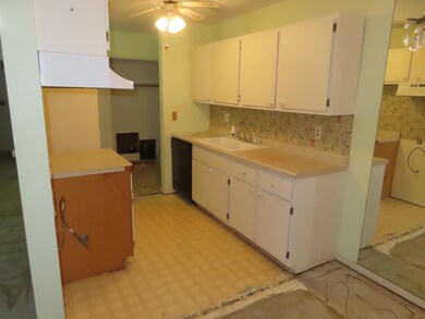 4201 Lakeside Ave N unit 103, Brooklyn Center, MN 55429 - photo 6