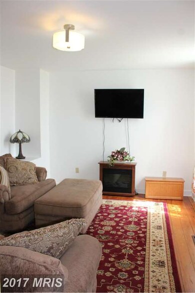 227 Cumberland St, Clear Spring, MD 21722 - photo 6