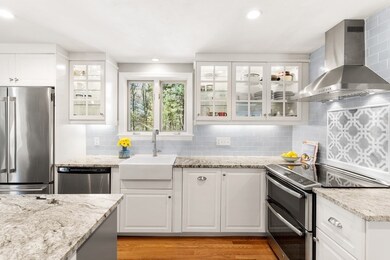 132 Duncan Dr, North Andover, MA 01845 - photo 2