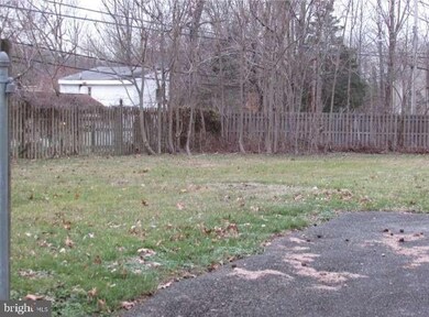 205 Main St, Spring Mount, PA 19478 - photo 3