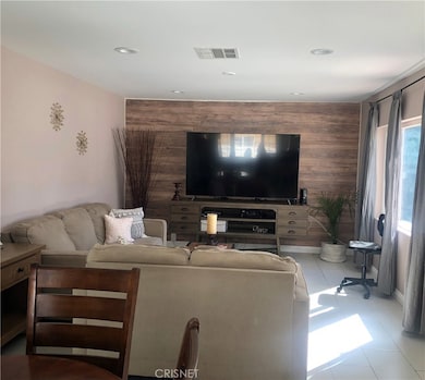 14870 1/2 Larkspur St, Sylmar, CA 91342 - photo 5