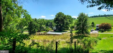 513 519 Blue Ln, Columbia, PA 17512 - photo 2