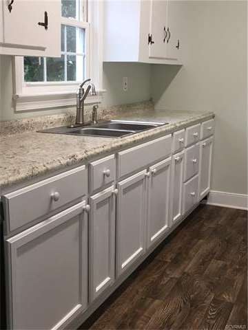 100 Main St, West Point, VA 23181 - photo 2