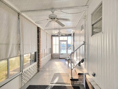 429 Hidden Cove Rd, North Fort Myers, FL 33917 - photo 6