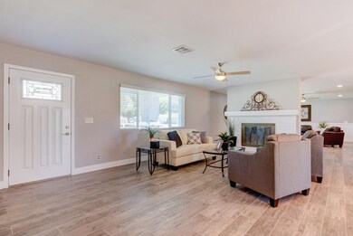 3221 E Campbell Rd-7