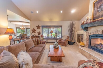 60913 Crested Butte Ln, Bend, OR 97702 - photo 5