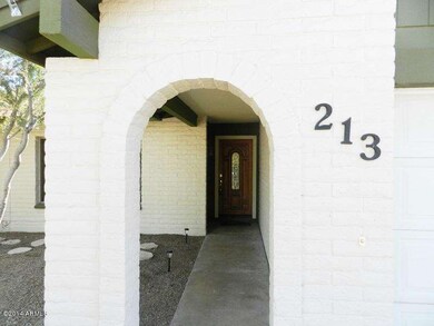 213 Arch