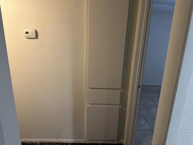 5662 Birchmont Dr unit A, Houston, TX 77091 - photo 7