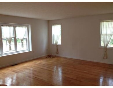 32 Meditation Ln unit 32, Lancaster, MA 01523 - photo 5