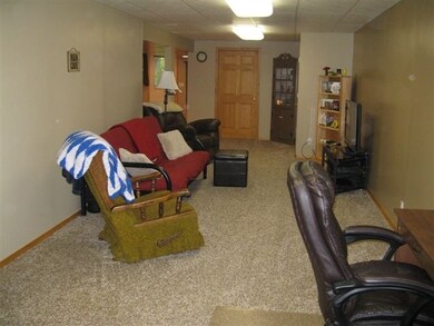 467 Meander Wood Rd, Oregon, WI 53575 - photo 6