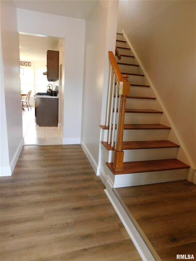 4 Vista Ct, Davenport, IA 52806 - photo 2