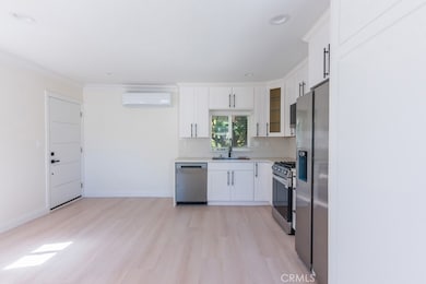 128 S Harper Ave unit 130(1/2), Los Angeles, CA 90048 - photo 4