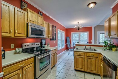 Lots of cabinets 