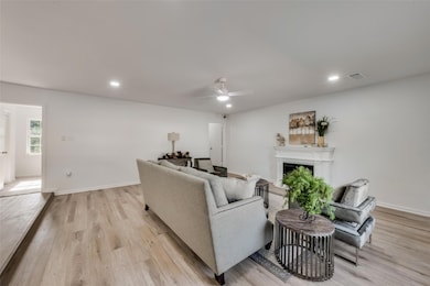 2102 Mccormick St, Denton, TX 76205 - photo 6