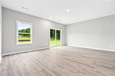 1122 Swift St, Opelika, AL 36801 - photo 5