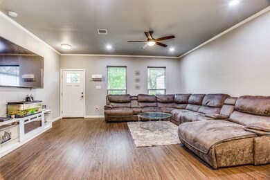 1138 Ridgeview Cir, Granbury, TX 76048 - photo 7