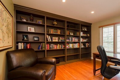 3512 Malvina Ct, Naperville, IL 60564 - photo 5