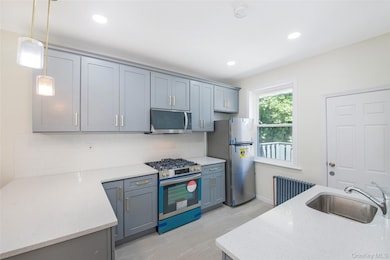 490 van Duzer St, Staten Island, NY 10304 - photo 7