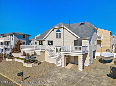 Oversized 90x62 Lot