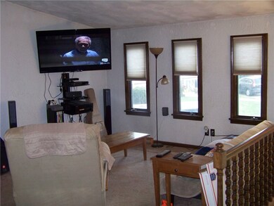 1 Sparrow Ln, Warwick, RI 02889 - photo 5