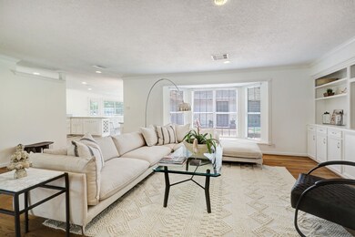 12134 Tara Dr, Houston, TX 77024 - photo 4