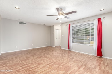 4810 W Laurel Ln, Glendale, AZ 85304 - photo 5