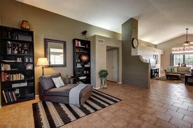 561 E Glencove St, Mesa, AZ 85203 - photo 5