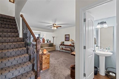 221 N Pointe Ln, Raymore, MO 64083 - photo 6