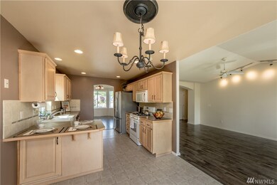 14721 146th Ave E, Orting, WA 98360 - photo 5