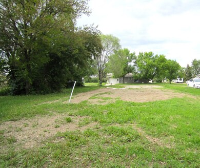 Bare Lot 80'x140'