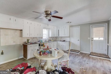 5537 N Richland Creek Rd, Buford, GA 30518 - photo 7