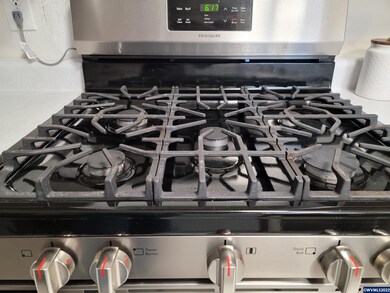 5453 Newberg Dr N, Keizer, OR 97303 - photo 7