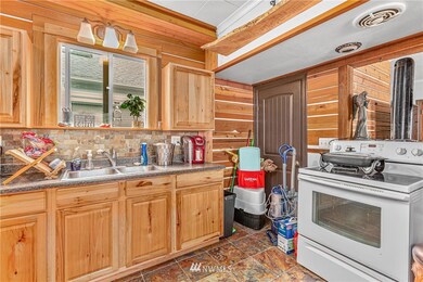 1914 Mcdougall Ave, Everett, WA 98201 - photo 4