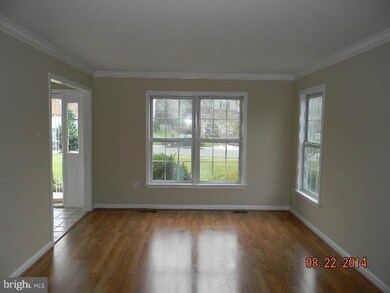 1050 Caren Dr, Sykesville, MD 21784 - photo 3